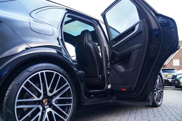 Porsche Cayenne 3.0 E-Hybrid | NIEUW MODEL | Panorama | Bose Sound | 360 cam | Adaptieve cruise | Kuipstoel | LED | Lane assist | Porsche Cayenne 3.0 E-Hybrid | NIEUW MODEL | Panorama | Bose Sound | 360 cam | Adaptieve cruise | Kuipstoel | LED | Lane assist |