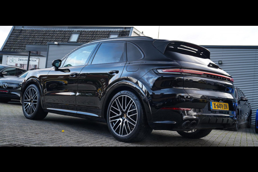 Porsche Cayenne 3.0 E-Hybrid | NIEUW MODEL | Panorama | Bose Sound | 360 cam | Adaptieve cruise | Kuipstoel | LED | Lane assist | Porsche Cayenne 3.0 E-Hybrid | NIEUW MODEL | Panorama | Bose Sound | 360 cam | Adaptieve cruise | Kuipstoel | LED | Lane assist |