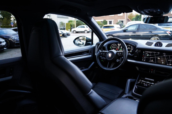 Porsche Cayenne 3.0 E-Hybrid | NIEUW MODEL | Panorama | Bose Sound | 360 cam | Adaptieve cruise | Kuipstoel | LED | Lane assist | Porsche Cayenne 3.0 E-Hybrid | NIEUW MODEL | Panorama | Bose Sound | 360 cam | Adaptieve cruise | Kuipstoel | LED | Lane assist |