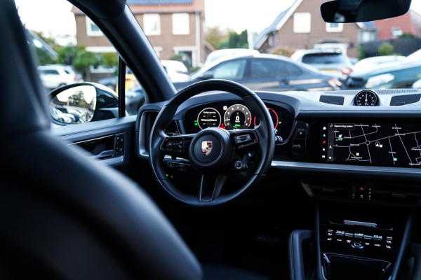 Porsche Cayenne 3.0 E-Hybrid | NIEUW MODEL | Panorama | Bose Sound | 360 cam | Adaptieve cruise | Kuipstoel | LED | Lane assist | Porsche Cayenne 3.0 E-Hybrid | NIEUW MODEL | Panorama | Bose Sound | 360 cam | Adaptieve cruise | Kuipstoel | LED | Lane assist |
