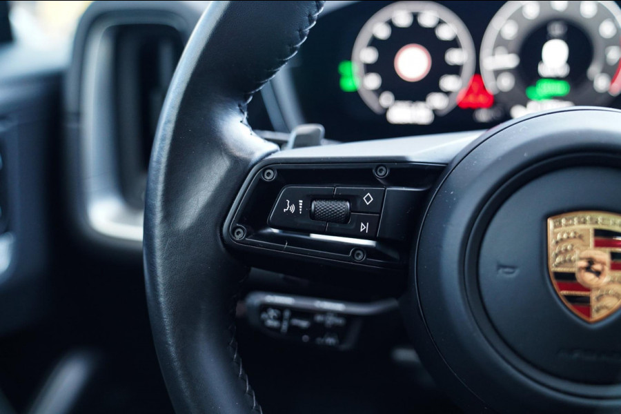 Porsche Cayenne 3.0 E-Hybrid | NIEUW MODEL | Panorama | Bose Sound | 360 cam | Adaptieve cruise | Kuipstoel | LED | Lane assist | Porsche Cayenne 3.0 E-Hybrid | NIEUW MODEL | Panorama | Bose Sound | 360 cam | Adaptieve cruise | Kuipstoel | LED | Lane assist |