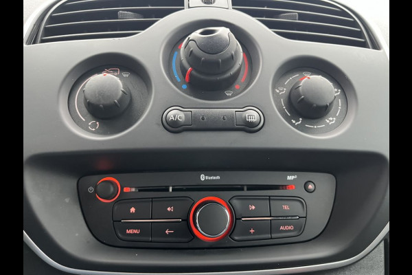 Renault Kangoo 1.5 dCi E6 90pk R-link BPM Vrij! Lease €171 p/m, Airco, Navi + Camera, PDC, Volledig onderhoudshistorie aanwezig Renault Kangoo 1.5 dCi E6 90pk R-link BPM Vrij! Lease €171 p/m, Airco, Navi + Camera, PDC, Volledig onderhoudshistorie aanwezig