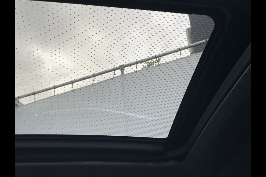 BMW X6 xDrive40i M-Sport Luchtvering 360cam Pano HK Elek.Trekhaak Skylounge Carbon BOMVOL! BMW X6 xDrive40i M-Sport Luchtvering 360cam Pano HK Elek.Trekhaak Skylounge Carbon BOMVOL!