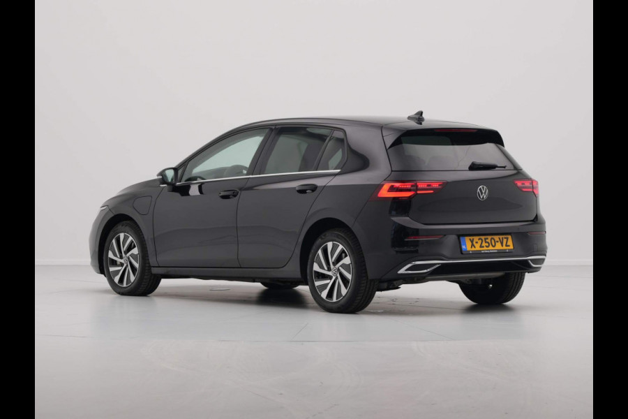Volkswagen Golf 1.4 eHybrid 204pk Style Navigatie Massage Camera Led 289 Volkswagen Golf 1.4 eHybrid 204pk Style Navigatie Massage Camera Led 289
