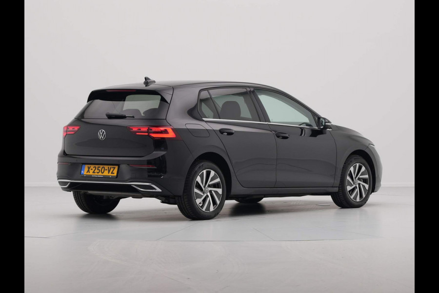 Volkswagen Golf 1.4 eHybrid 204pk Style Navigatie Massage Camera Led 289 Volkswagen Golf 1.4 eHybrid 204pk Style Navigatie Massage Camera Led 289