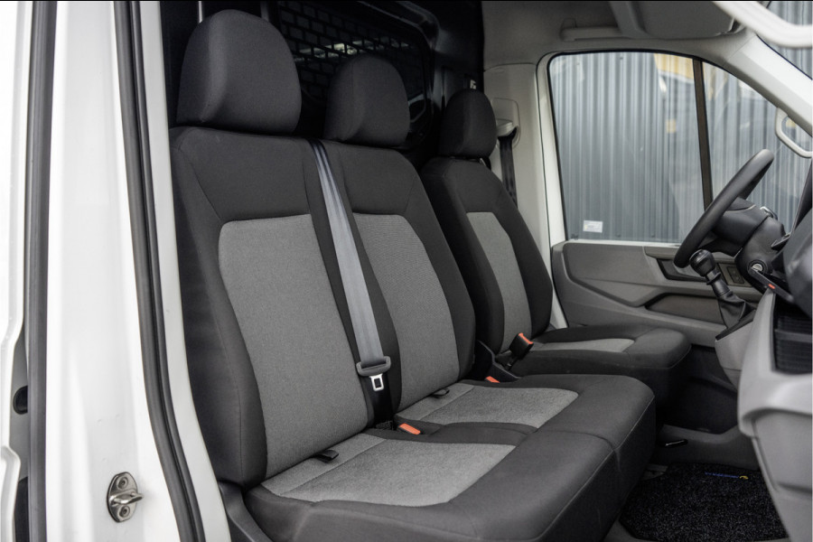 Volkswagen Crafter 35 TDI | L4H3 | NW Model | 140PK | Camera | CarPlay | Navigatie | Climate | PDC | Euro 6