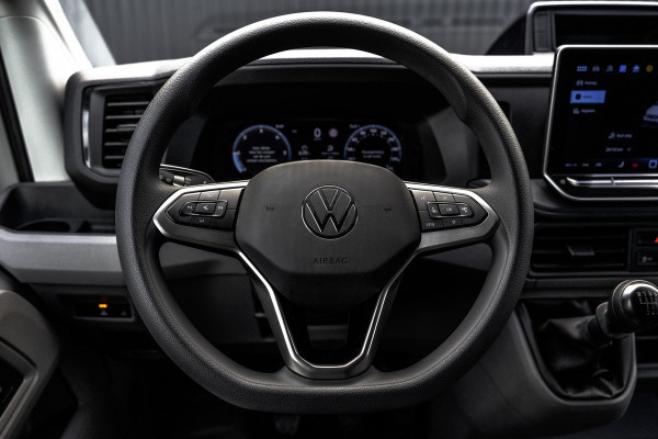 Volkswagen Crafter 35 TDI | L4H3 | NW Model | 140PK | Camera | CarPlay | Navigatie | Climate | PDC | Euro 6