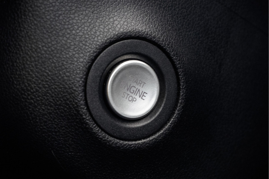 Volkswagen Crafter 35 TDI | L4H3 | NW Model | 140PK | Camera | CarPlay | Navigatie | Climate | PDC | Euro 6