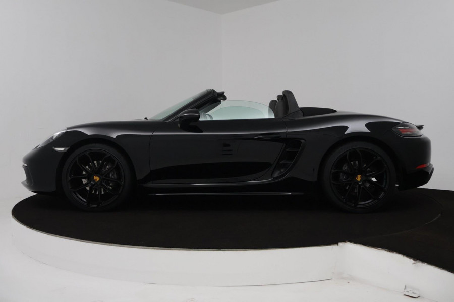 Porsche 718 Boxster 2.0 AANBIEDING!!!(Perfect OnderH, Sport Chrono, Sport Uitlaat, StoelV, Parkeersensoren, Navi, Cruise Con, Etc) Porsche 718 Boxster 2.0 AANBIEDING!!!(Perfect OnderH, Sport Chrono, Sport Uitlaat, StoelV, Parkeersensoren, Navi, Cruise Con, Etc)