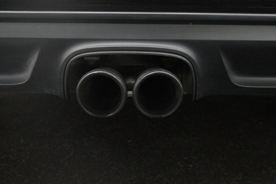 Porsche 718 Boxster 2.0 AANBIEDING!!!(Perfect OnderH, Sport Chrono, Sport Uitlaat, StoelV, Parkeersensoren, Navi, Cruise Con, Etc) Porsche 718 Boxster 2.0 AANBIEDING!!!(Perfect OnderH, Sport Chrono, Sport Uitlaat, StoelV, Parkeersensoren, Navi, Cruise Con, Etc)