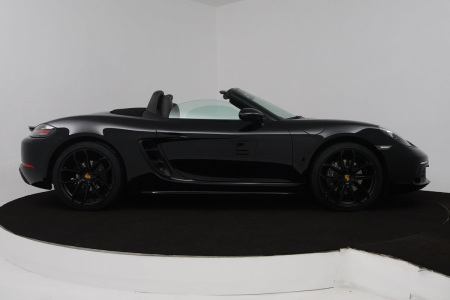 Porsche 718 Boxster 2.0 AANBIEDING!!!(Perfect OnderH, Sport Chrono, Sport Uitlaat, StoelV, Parkeersensoren, Navi, Cruise Con, Etc) Porsche 718 Boxster 2.0 AANBIEDING!!!(Perfect OnderH, Sport Chrono, Sport Uitlaat, StoelV, Parkeersensoren, Navi, Cruise Con, Etc)