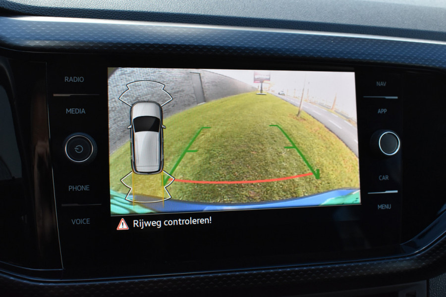 Volkswagen T-Cross 1.0 TSI Life Facelift Automaat/Navi/carplay/btw/stoelverwarming Volkswagen T-Cross 1.0 TSI Life Facelift Automaat/Navi/carplay/btw/stoelverwarming