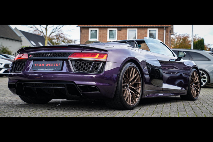 Audi R8 5.2 FSI Quattro Plus | Carbon |Audi Exclusive | Dealer onderhouden | PPF | RS-Zetels | RS Sportstuur | Bang&Olufsen | LED