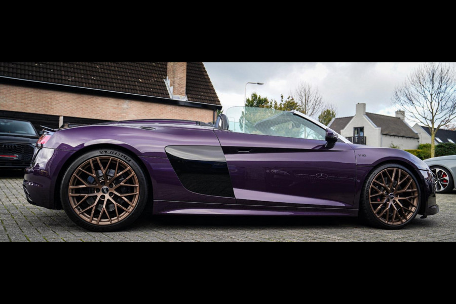 Audi R8 5.2 FSI Quattro Plus | Carbon |Audi Exclusive | Dealer onderhouden | PPF | RS-Zetels | RS Sportstuur | Bang&Olufsen | LED