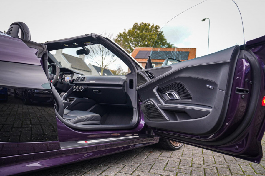 Audi R8 5.2 FSI Quattro Plus | Carbon |Audi Exclusive | Dealer onderhouden | PPF | RS-Zetels | RS Sportstuur | Bang&Olufsen | LED