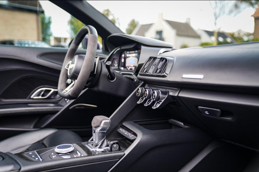 Audi R8 5.2 FSI Quattro Plus | Carbon |Audi Exclusive | Dealer onderhouden | PPF | RS-Zetels | RS Sportstuur | Bang&Olufsen | LED