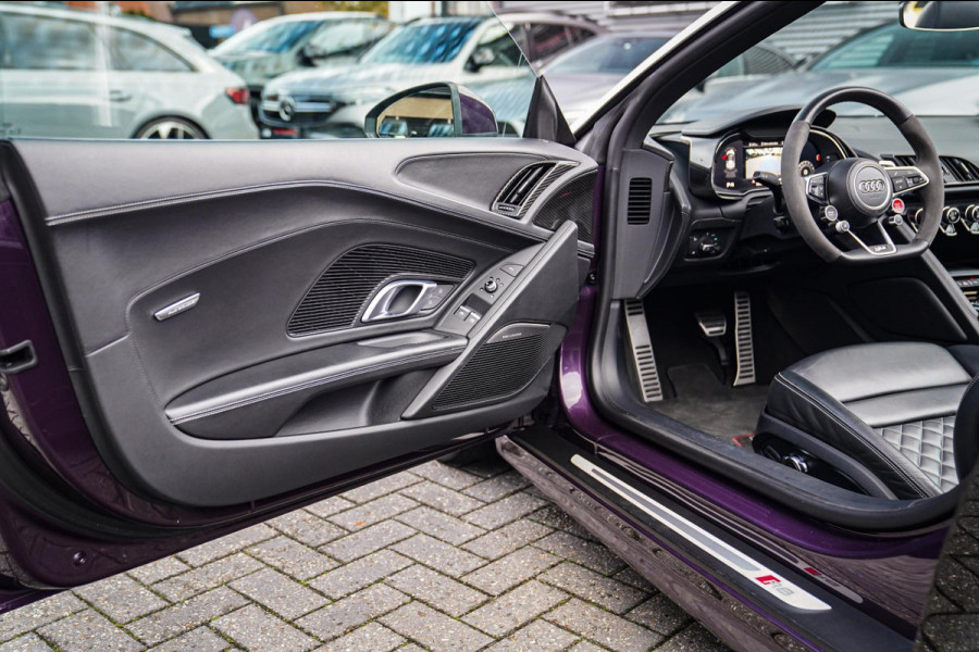 Audi R8 5.2 FSI Quattro Plus | Carbon |Audi Exclusive | Dealer onderhouden | PPF | RS-Zetels | RS Sportstuur | Bang&Olufsen | LED