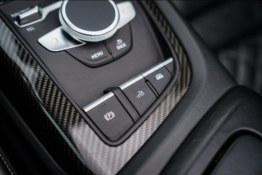 Audi R8 5.2 FSI Quattro Plus | Carbon |Audi Exclusive | Dealer onderhouden | PPF | RS-Zetels | RS Sportstuur | Bang&Olufsen | LED