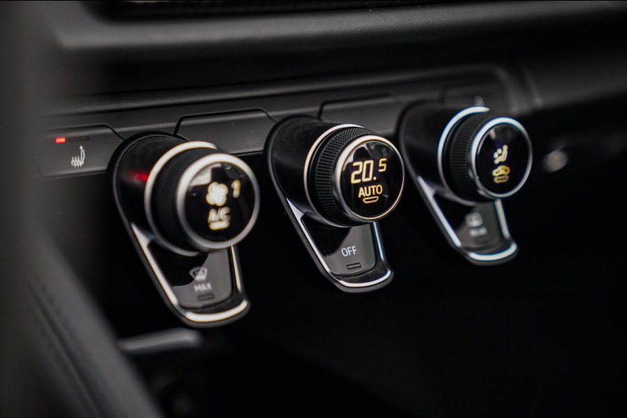 Audi R8 5.2 FSI Quattro Plus | Carbon |Audi Exclusive | Dealer onderhouden | PPF | RS-Zetels | RS Sportstuur | Bang&Olufsen | LED