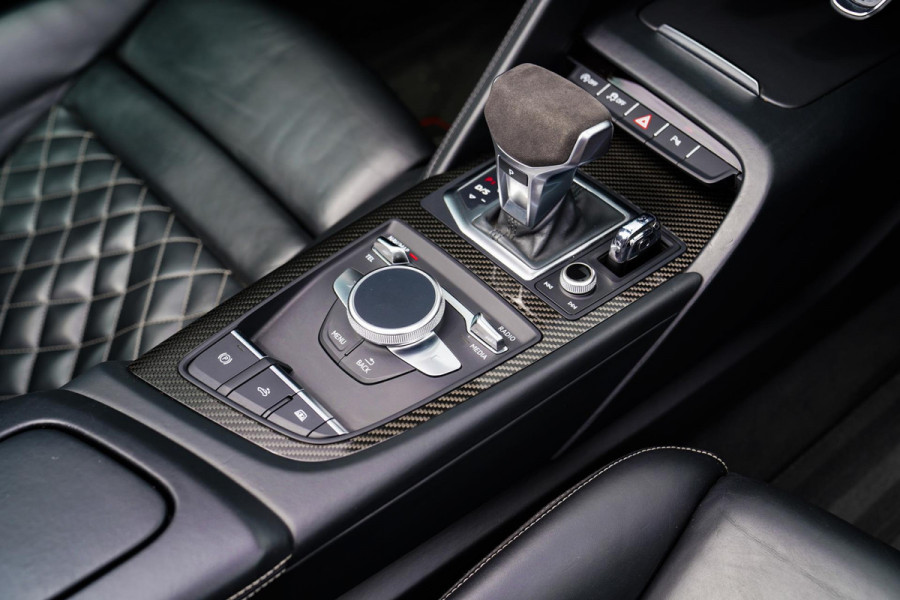 Audi R8 5.2 FSI Quattro Plus | Carbon |Audi Exclusive | Dealer onderhouden | PPF | RS-Zetels | RS Sportstuur | Bang&Olufsen | LED