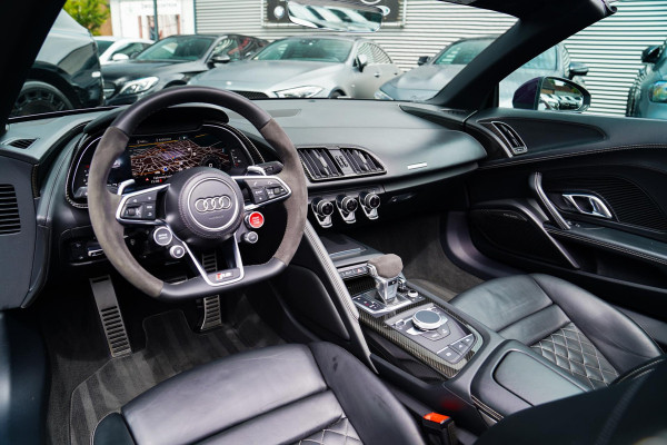 Audi R8 5.2 FSI Quattro Plus | Carbon |Audi Exclusive | Dealer onderhouden | PPF | RS-Zetels | RS Sportstuur | Bang&Olufsen | LED