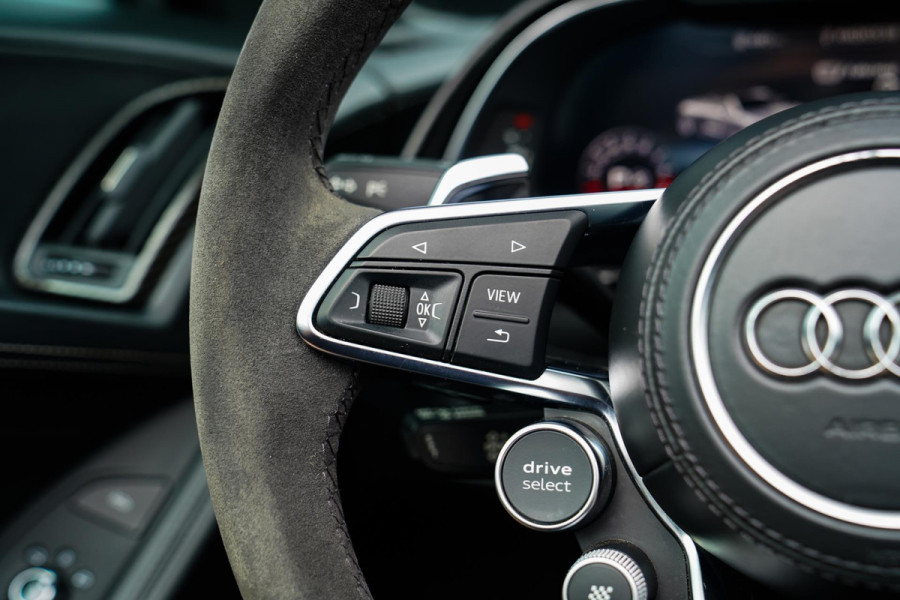 Audi R8 5.2 FSI Quattro Plus | Carbon |Audi Exclusive | Dealer onderhouden | PPF | RS-Zetels | RS Sportstuur | Bang&Olufsen | LED
