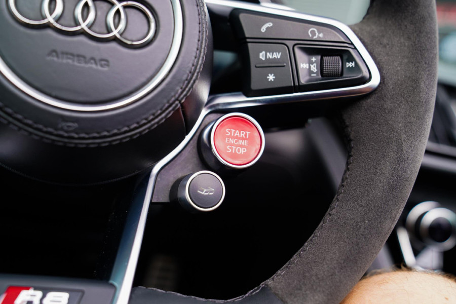 Audi R8 5.2 FSI Quattro Plus | Carbon |Audi Exclusive | Dealer onderhouden | PPF | RS-Zetels | RS Sportstuur | Bang&Olufsen | LED