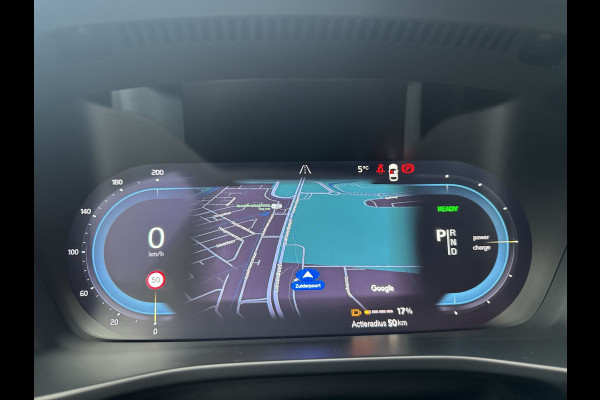 Volvo XC40 Recharge Core 70 kWh / Apple Carplay/Android Auto / 19" Velgen / Achteruitrijcamera /