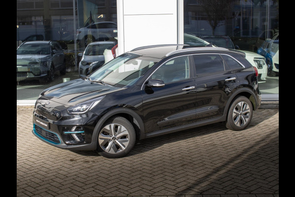 Kia e-Niro ExecutiveLine 64 kWh Stoelverwarming-/ventilatie | PDC voor & achter | Achteruitrijcamera | JBL | Stoelverwarming achter