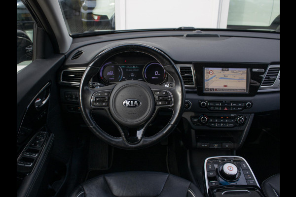 Kia e-Niro ExecutiveLine 64 kWh Stoelverwarming-/ventilatie | PDC voor & achter | Achteruitrijcamera | JBL | Stoelverwarming achter