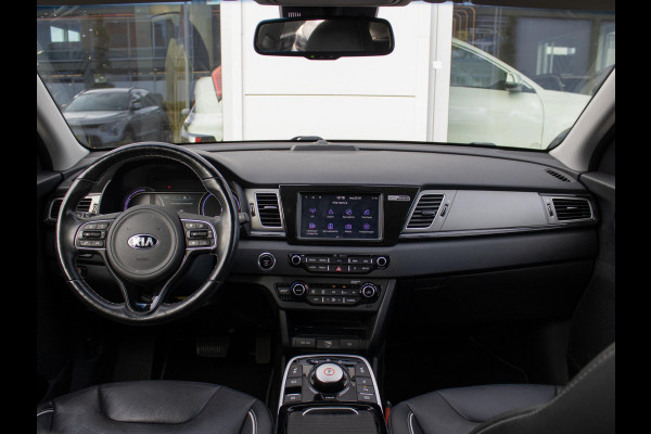 Kia e-Niro ExecutiveLine 64 kWh Stoelverwarming-/ventilatie | PDC voor & achter | Achteruitrijcamera | JBL | Stoelverwarming achter