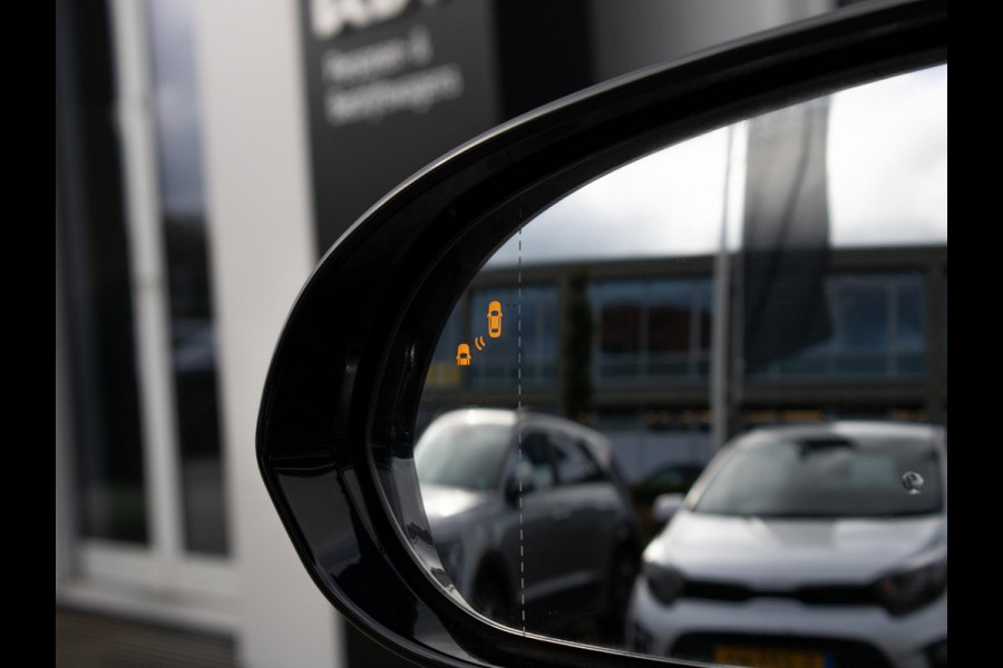 Kia e-Niro ExecutiveLine 64 kWh Stoelverwarming-/ventilatie | PDC voor & achter | Achteruitrijcamera | JBL | Stoelverwarming achter