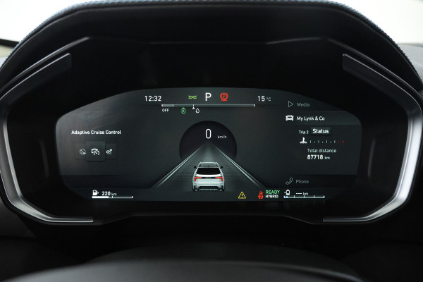 Lynk & Co 01 1.5 360 Camera, Apple carplay, Climate, Leer optioneel Lynk & Co 01 1.5 360 Camera, Apple carplay, Climate, Leer optioneel