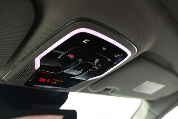 Lynk & Co 01 1.5 360 Camera, Apple carplay, Climate, Leer optioneel Lynk & Co 01 1.5 360 Camera, Apple carplay, Climate, Leer optioneel