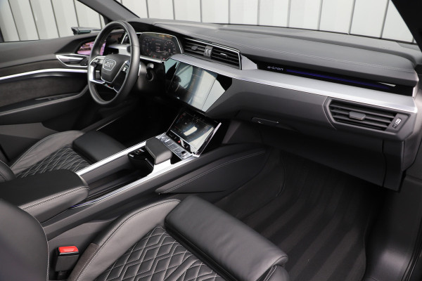 Audi e-tron Sportback 55 S quattro 95 kWh | 408PK | Luchtvering | Head-up | Keyles-go | Sfeerverlichting | B&O | Matrix-led | S-Stoelen | Leder | 2020