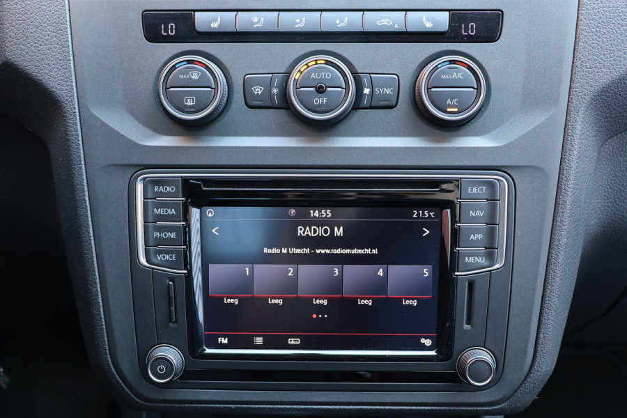 Volkswagen Caddy 2.0 TDI DSG Highline | CarPlay | Stoelverwarming | Camera | Navigatie | Climate control | Alarm klasse 4 | PDC  | Nieuwe APK | NAP Logisch