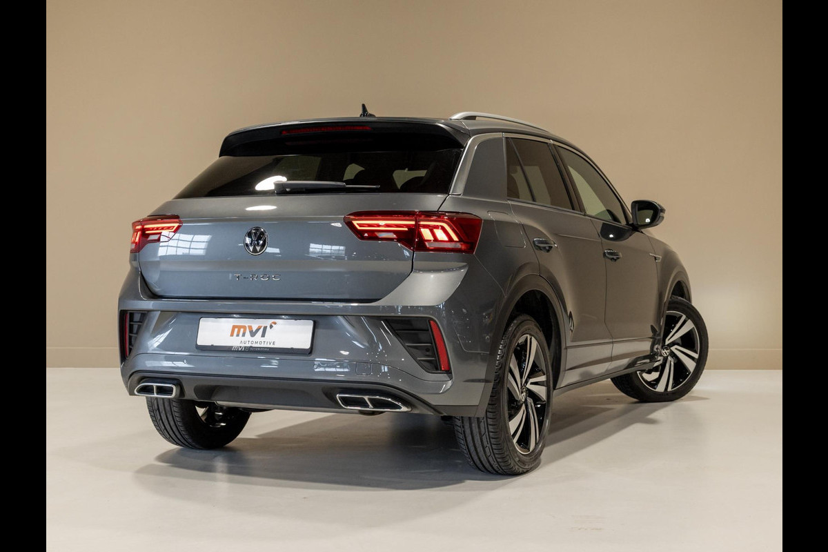 Volkswagen T-Roc 1.5 TSI R-Line / 150pk / Stoelverwarming / Achteruitrij camera / Dodehoek sensor / Volkswagen T-Roc 1.5 TSI R-Line / 150pk / Stoelverwarming / Achteruitrij camera / Dodehoek sensor /