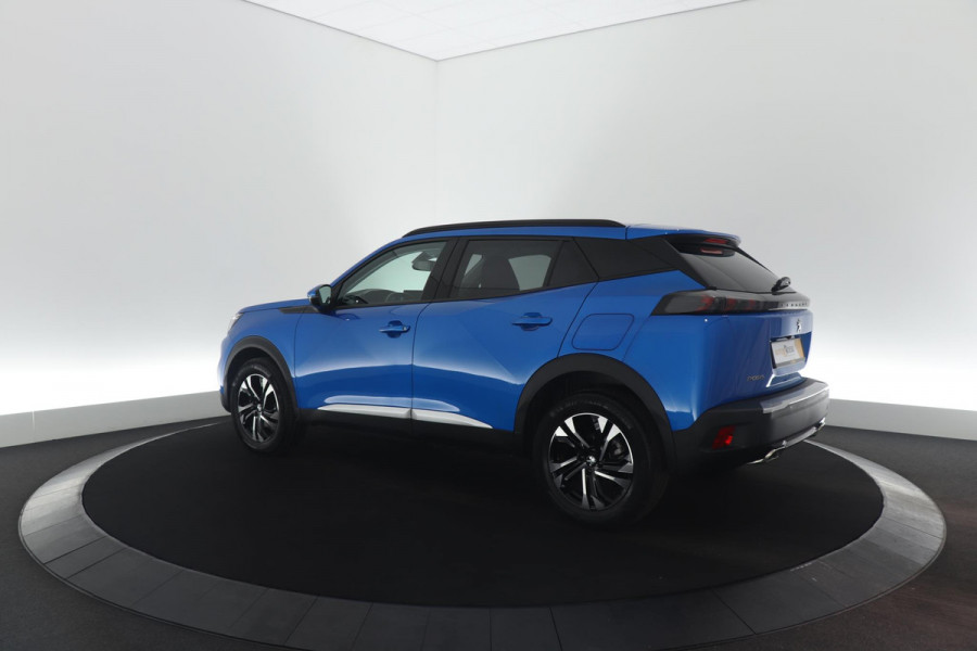 Peugeot 2008 PureTech 130 Allure | Trekhaak | Camera | Apple Carplay | Stoelverwarming | Parkeersensoren