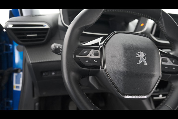 Peugeot 2008 PureTech 130 Allure | Trekhaak | Camera | Apple Carplay | Stoelverwarming | Parkeersensoren