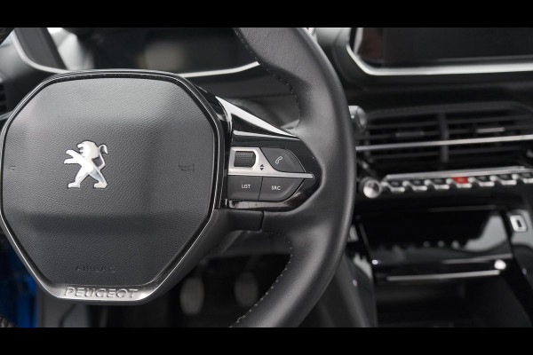 Peugeot 2008 PureTech 130 Allure | Trekhaak | Camera | Apple Carplay | Stoelverwarming | Parkeersensoren
