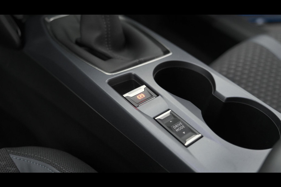 Peugeot 2008 PureTech 130 Allure | Trekhaak | Camera | Apple Carplay | Stoelverwarming | Parkeersensoren