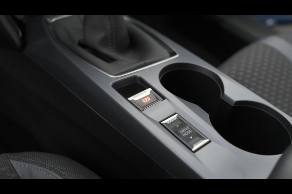 Peugeot 2008 PureTech 130 Allure | Trekhaak | Camera | Apple Carplay | Stoelverwarming | Parkeersensoren