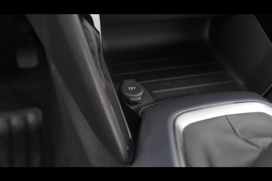 Peugeot 2008 PureTech 130 Allure | Trekhaak | Camera | Apple Carplay | Stoelverwarming | Parkeersensoren