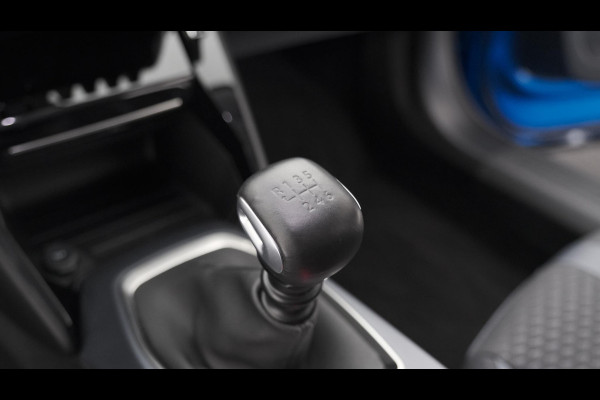 Peugeot 2008 PureTech 130 Allure | Trekhaak | Camera | Apple Carplay | Stoelverwarming | Parkeersensoren