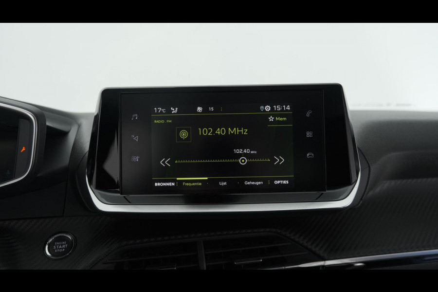 Peugeot 2008 PureTech 130 Allure | Trekhaak | Camera | Apple Carplay | Stoelverwarming | Parkeersensoren