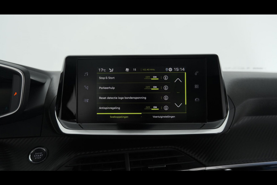 Peugeot 2008 PureTech 130 Allure | Trekhaak | Camera | Apple Carplay | Stoelverwarming | Parkeersensoren