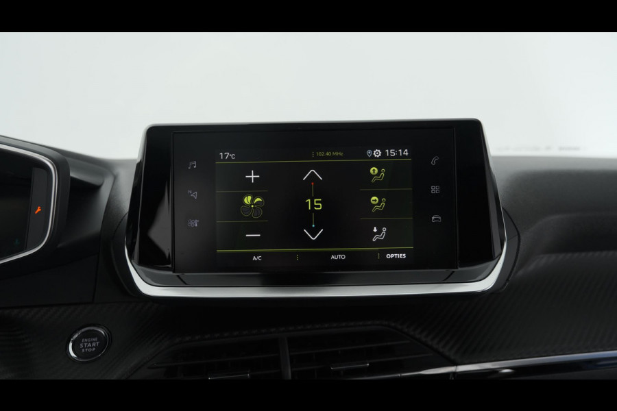 Peugeot 2008 PureTech 130 Allure | Trekhaak | Camera | Apple Carplay | Stoelverwarming | Parkeersensoren