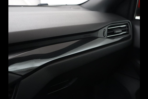 Ford Focus 1.0 EcoBoost Hybrid ST Line X | Stoel & stuurverwarming | Adaptive cruise | Camera | Keyless | Carplay | Climate control | Digital Cockpit | Full LED | DAB | Bluetooth | Getint glas Ford Focus 1.0 EcoBoost Hybrid ST Line X | Stoel & stuurverwarming | Adaptive cruise | Camera | Keyless | Carplay | Climate control | Digital Cockpit | Full LED | DAB | Bluetooth | Getint glas