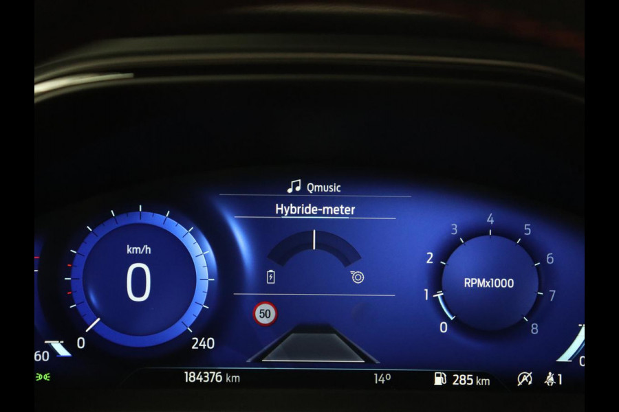 Ford Focus 1.0 EcoBoost Hybrid ST Line X | Stoel & stuurverwarming | Adaptive cruise | Camera | Keyless | Carplay | Climate control | Digital Cockpit | Full LED | DAB | Bluetooth | Getint glas Ford Focus 1.0 EcoBoost Hybrid ST Line X | Stoel & stuurverwarming | Adaptive cruise | Camera | Keyless | Carplay | Climate control | Digital Cockpit | Full LED | DAB | Bluetooth | Getint glas