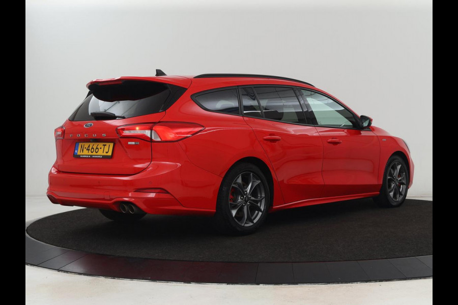 Ford Focus 1.0 EcoBoost Hybrid ST Line X | Stoel & stuurverwarming | Adaptive cruise | Camera | Keyless | Carplay | Climate control | Digital Cockpit | Full LED | DAB | Bluetooth | Getint glas Ford Focus 1.0 EcoBoost Hybrid ST Line X | Stoel & stuurverwarming | Adaptive cruise | Camera | Keyless | Carplay | Climate control | Digital Cockpit | Full LED | DAB | Bluetooth | Getint glas